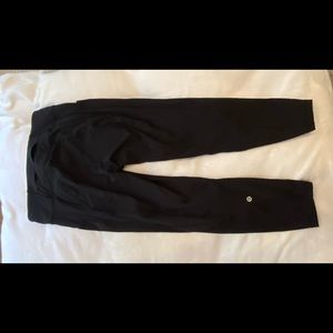 Lululemon size 8 wunder under 25” black leggings